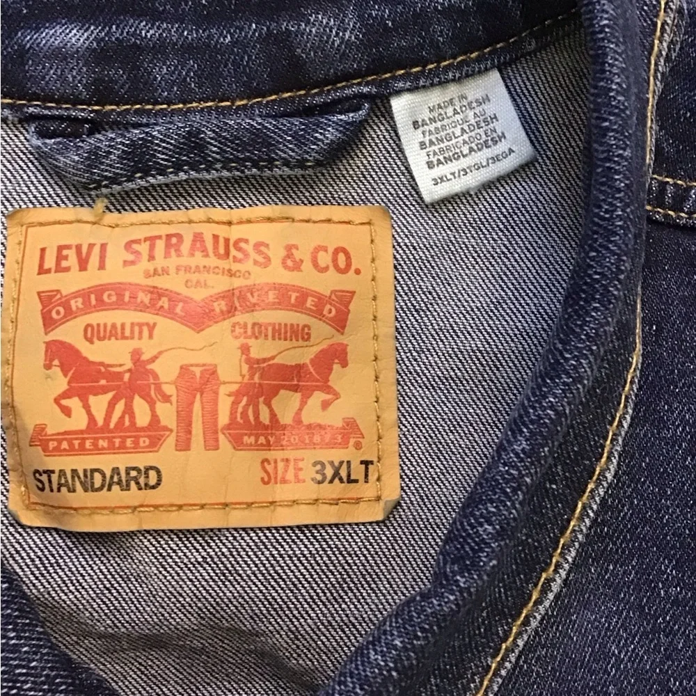 Levi's Dark Blue Denim Jacket - Picture 4 of 9
